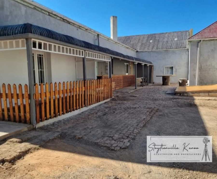7 Bedroom Property for Sale in Steytlerville Eastern Cape